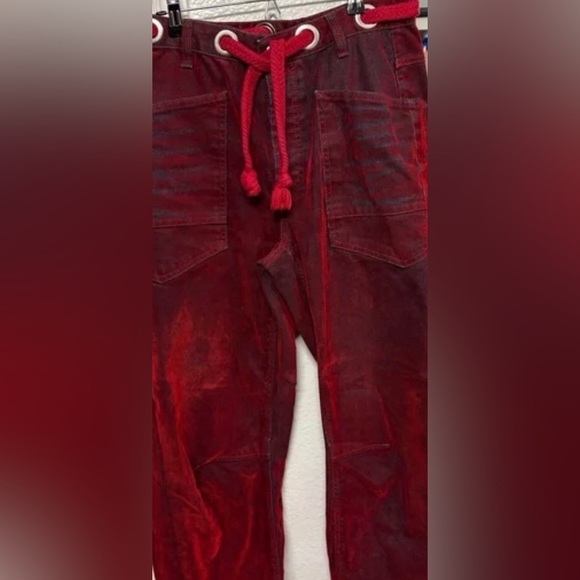 Free People We The Free Moxie Flocked Pull On Barrel Jeans Sz 28 Red RARE! $228 - Picture 9 of 15